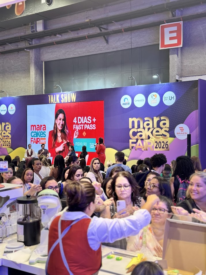 Público e apresentações no Talk Show da edição 2026 da Mara Cakes Fair